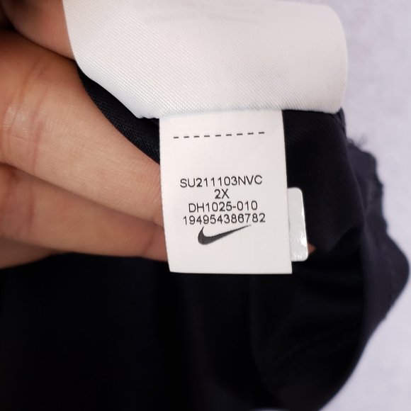 Nike Women's Plus Size Essential Running Tank Top, Black, 2x, 3x Athletic Active - Picture 10 of 10